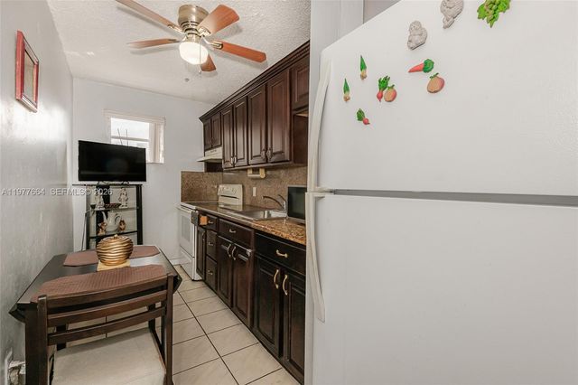 2000 Biarritz Dr 201, Miami Beach, FL 33141