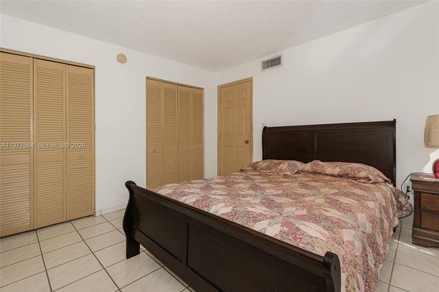 2000 Biarritz Dr 201, Miami Beach, FL 33141