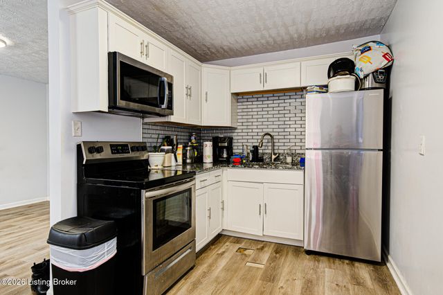 4203 Norene Ln, Louisville, KY 40219