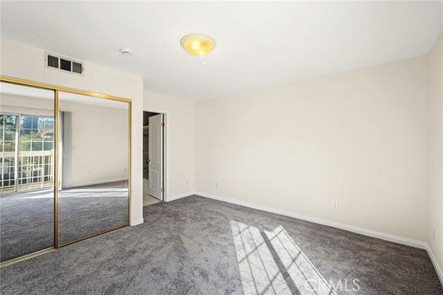 1201 Viola Avenue 104, Glendale, CA 91202