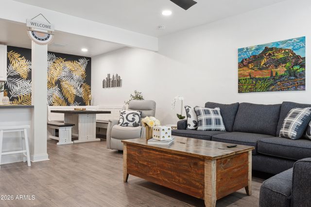 3814 N 36TH Street, Phoenix, AZ 85018