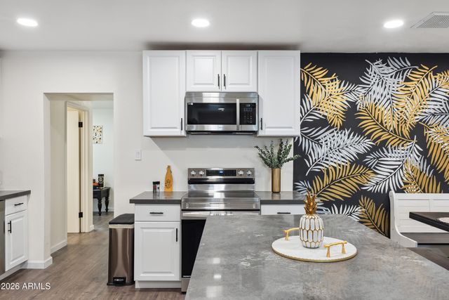 3814 N 36TH Street, Phoenix, AZ 85018
