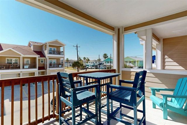 1813 S 11th St 302, Port Aransas, TX 78373