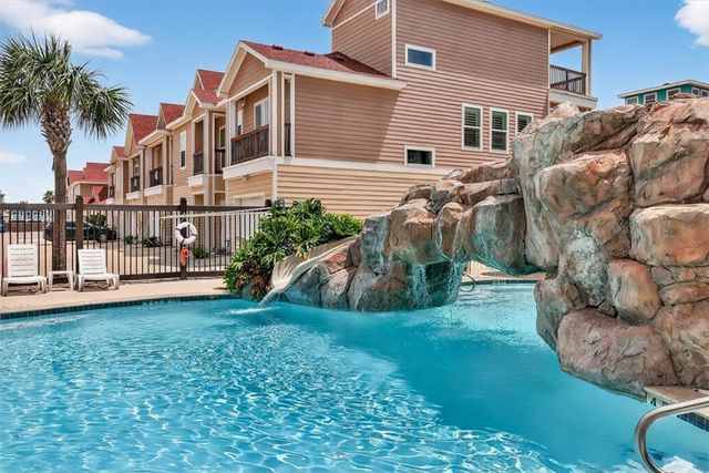 1813 S 11th St 302, Port Aransas, TX 78373