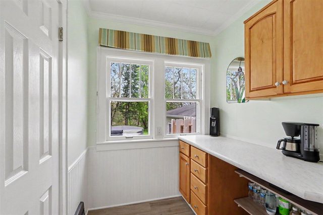 619 Homecrest Avenue, Kalamazoo, MI 49001