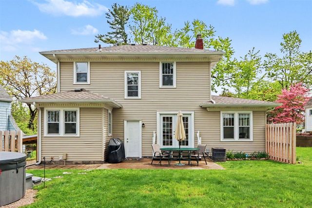 619 Homecrest Avenue, Kalamazoo, MI 49001