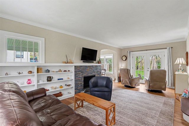 619 Homecrest Avenue, Kalamazoo, MI 49001
