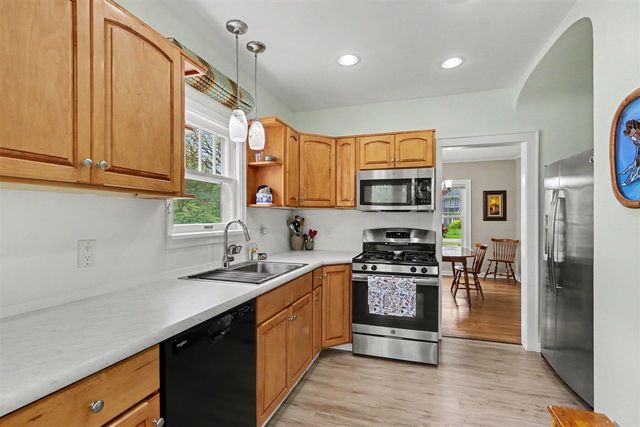 619 Homecrest Avenue, Kalamazoo, MI 49001