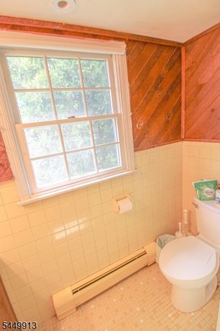 1 Wallkill Ter, Ogdensburg Boro, NJ 07439