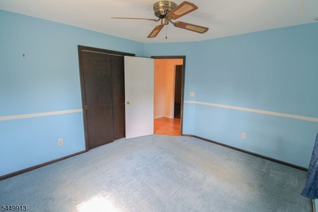 1 Wallkill Ter, Ogdensburg Boro, NJ 07439