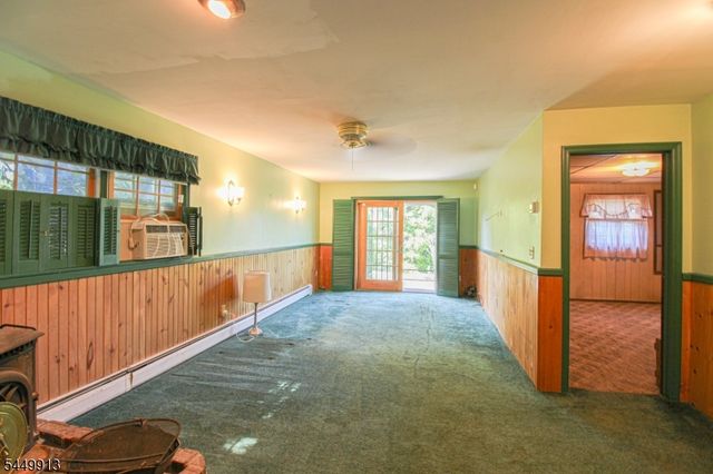 1 Wallkill Ter, Ogdensburg Boro, NJ 07439