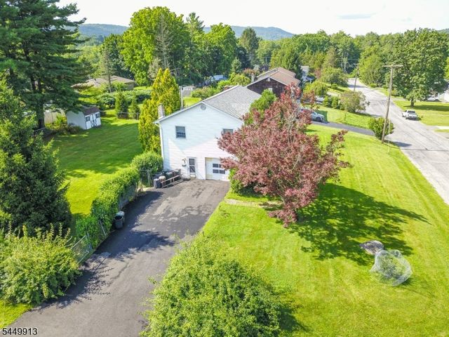1 Wallkill Ter, Ogdensburg Boro, NJ 07439