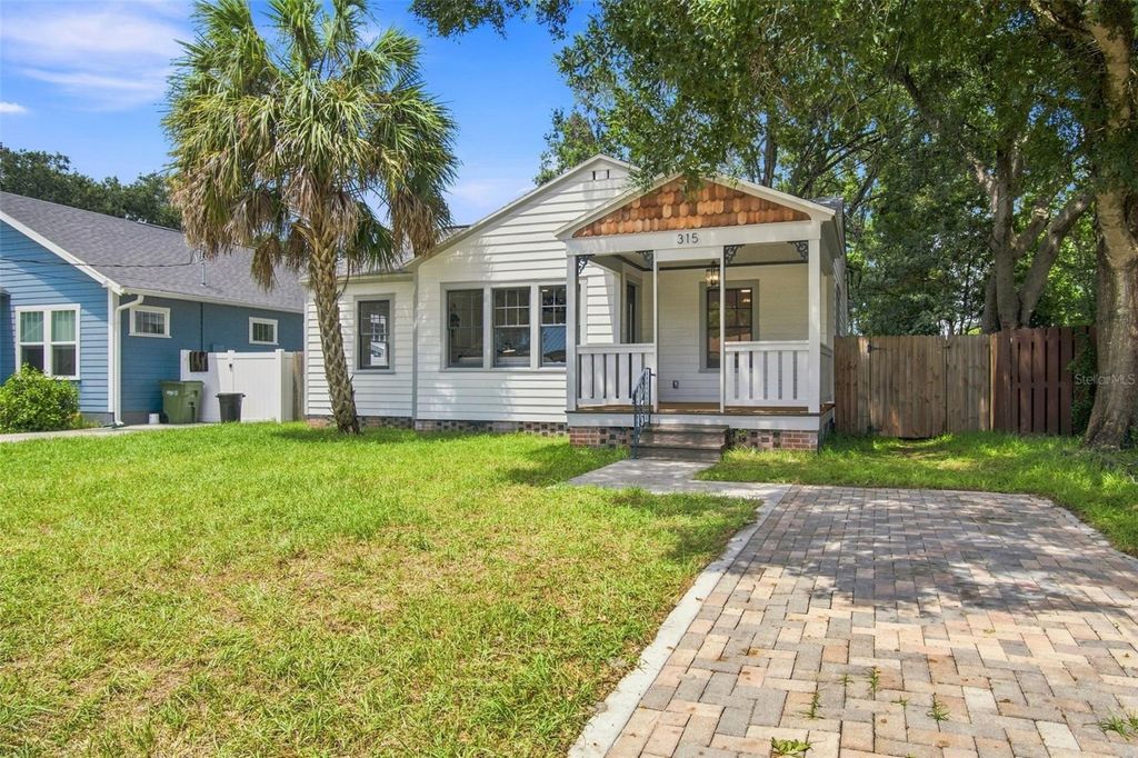 Image 2 of property listing at 315 W HILDA STREET, Tampa, FL 33603