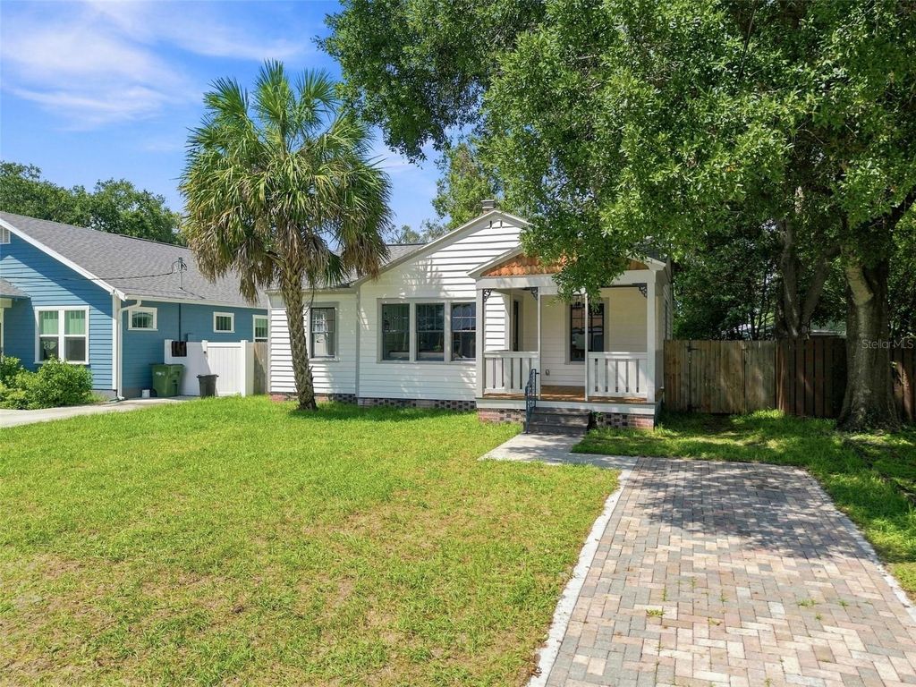 Image 68 of property listing at 315 W HILDA STREET, Tampa, FL 33603