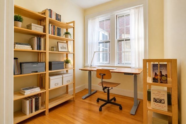 41 Bowdoin Street 28, Cambridge, MA 02138