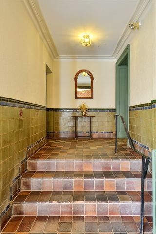 41 Bowdoin Street 28, Cambridge, MA 02138