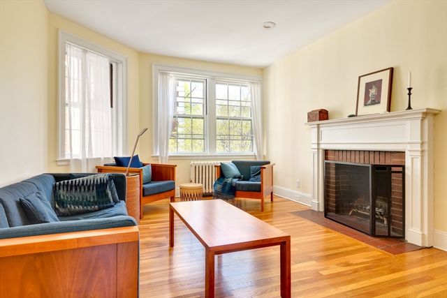 41 Bowdoin Street 28, Cambridge, MA 02138