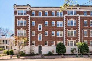 41 Bowdoin Street 28, Cambridge, MA 02138