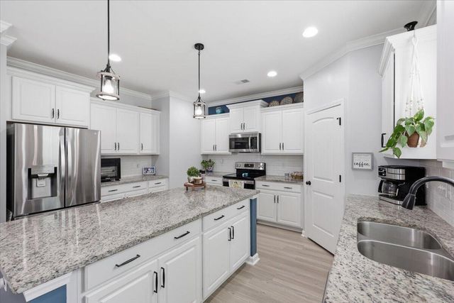 516 Dunswell Drive, Summerville, SC 29486
