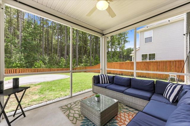 516 Dunswell Drive, Summerville, SC 29486