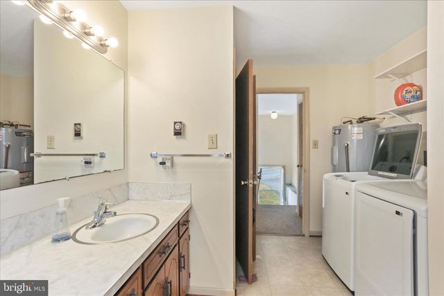 1171-1173 RIDGEVIEW DR, State Line, PA 17263