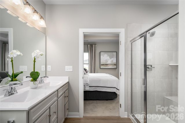 925 Heathway Drive, Charlotte, NC 28213