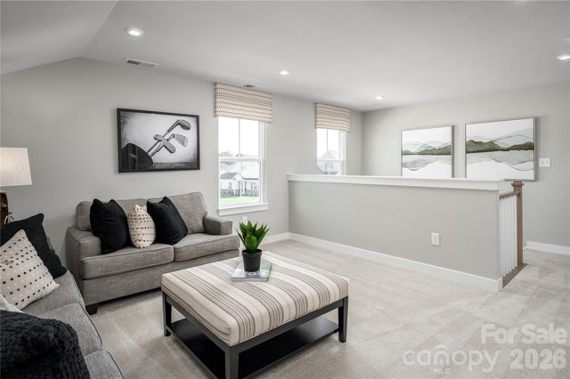925 Heathway Drive, Charlotte, NC 28213