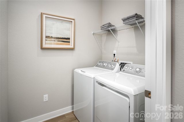 925 Heathway Drive, Charlotte, NC 28213