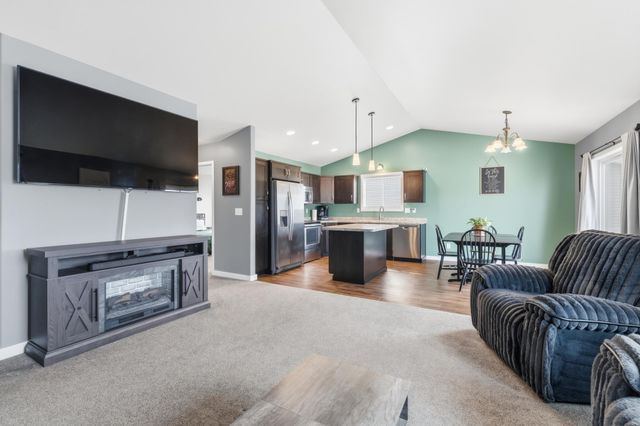 1332 4th Street NW, West Fargo, ND 58078