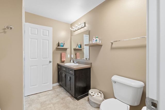 1332 4th Street NW, West Fargo, ND 58078