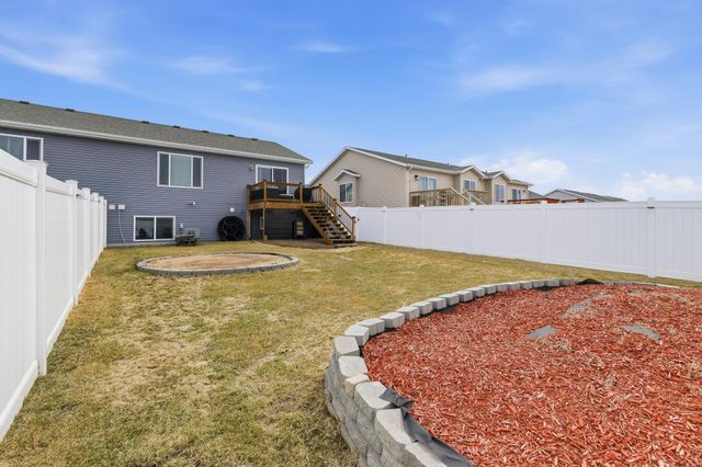 1332 4th Street NW, West Fargo, ND 58078