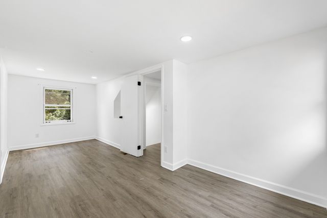 6754 S 78th Avenue, Bridgeview, IL 60455