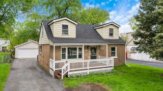 6754 S 78th Avenue, Bridgeview, IL 60455