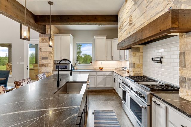 3830 Outback TRL, Spicewood, TX 78669