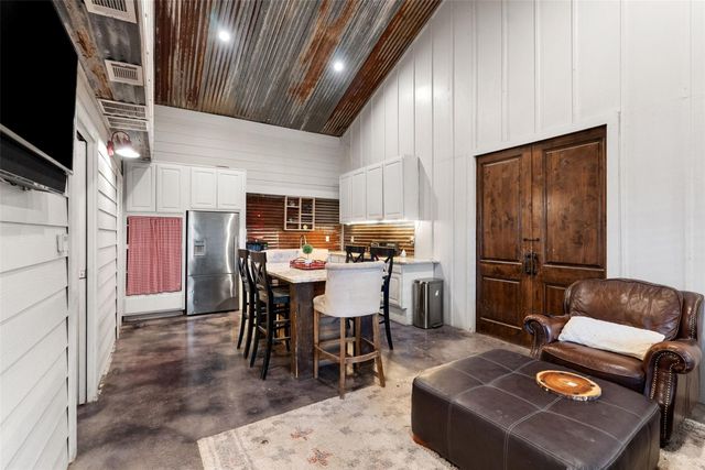3830 Outback TRL, Spicewood, TX 78669