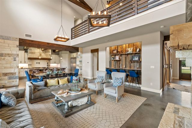 3830 Outback TRL, Spicewood, TX 78669