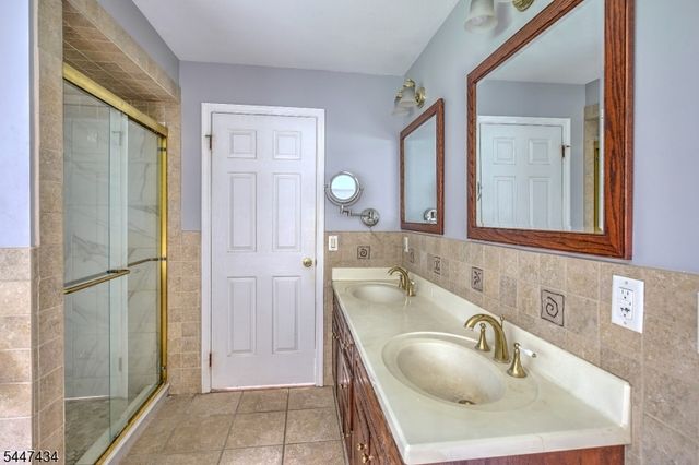 230 Shiloh Rd, Hope Twp., NJ 07825