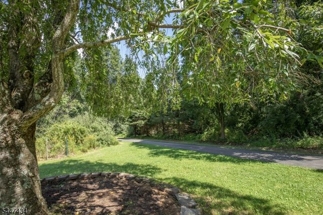 230 Shiloh Rd, Hope Twp., NJ 07825
