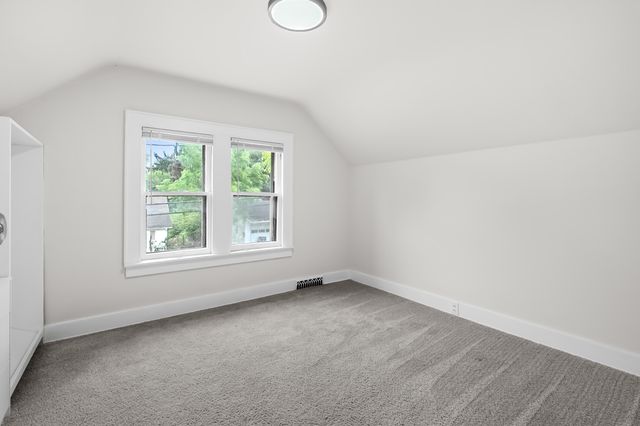 736 Hutchinson Street, Kalamazoo City, MI 49008
