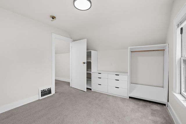 736 Hutchinson Street, Kalamazoo City, MI 49008
