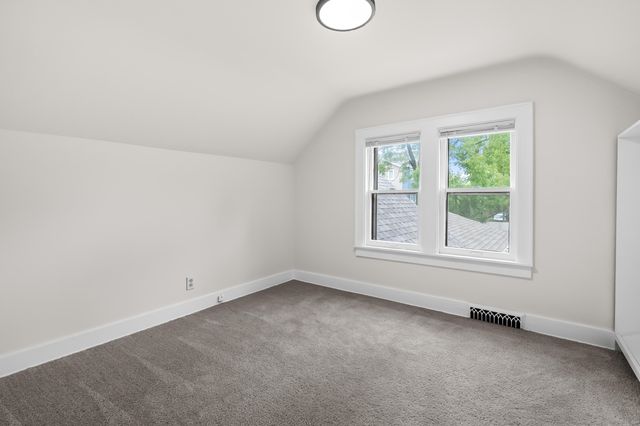 736 Hutchinson Street, Kalamazoo City, MI 49008