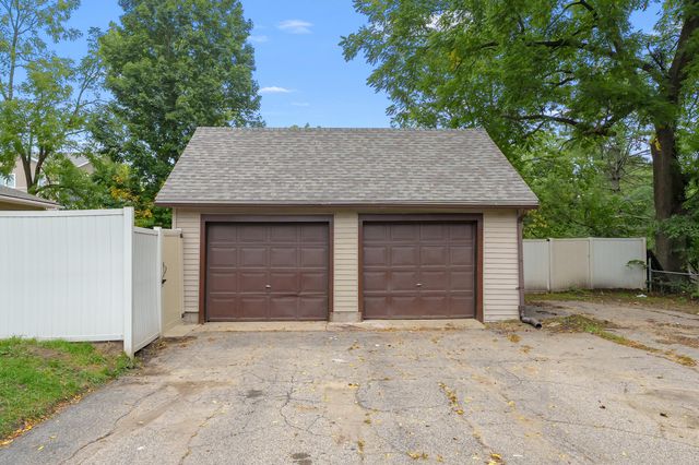 736 Hutchinson Street, Kalamazoo City, MI 49008