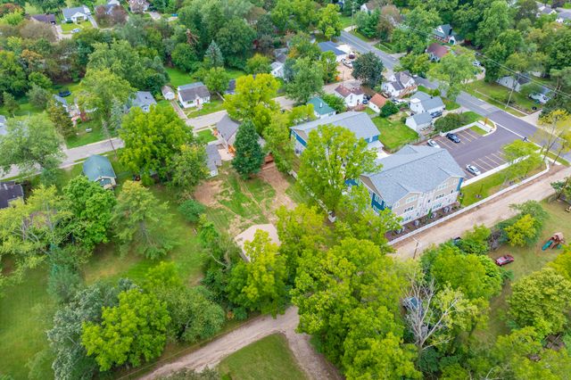 736 Hutchinson Street, Kalamazoo City, MI 49008