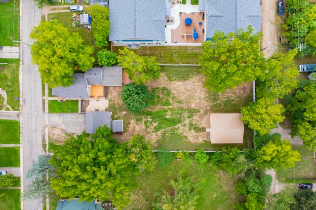 736 Hutchinson Street, Kalamazoo City, MI 49008