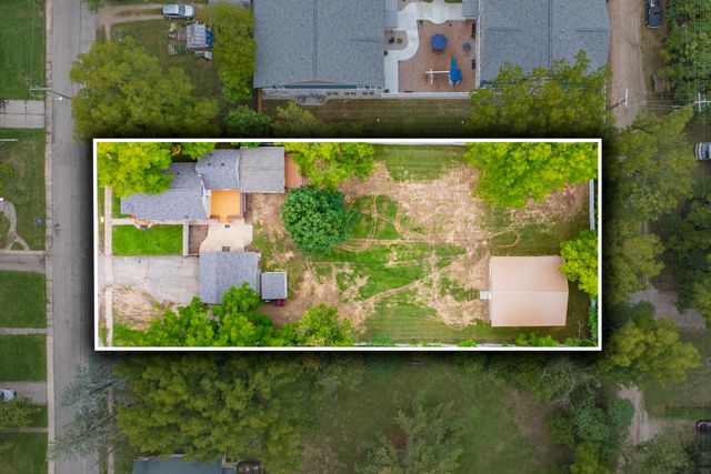 736 Hutchinson Street, Kalamazoo City, MI 49008