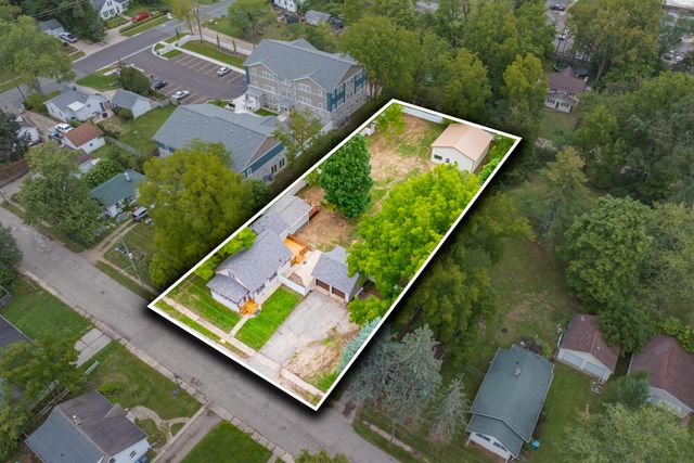 736 Hutchinson Street, Kalamazoo City, MI 49008