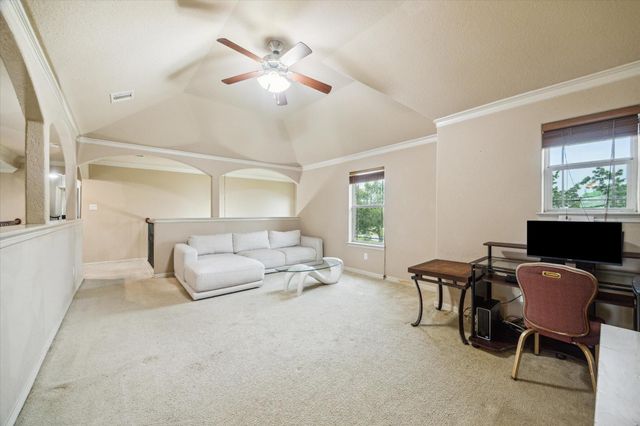 9011 Majesty Lane, Richmond, TX 77469