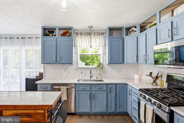 15217 SPARKLIN SPRINGS LN, Airville, PA 17302