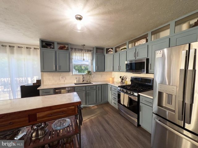 15217 SPARKLIN SPRINGS LN, Airville, PA 17302