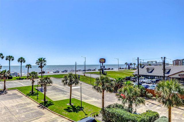 6102 Seawall Boulevard 262, Galveston, TX 77551
